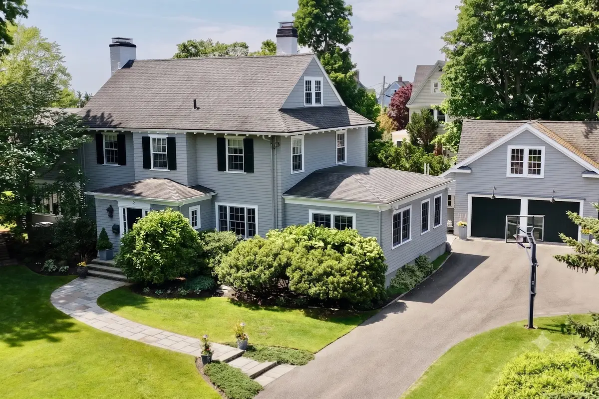 5 Bartlett St, Marblehead, MA 01945 - #1