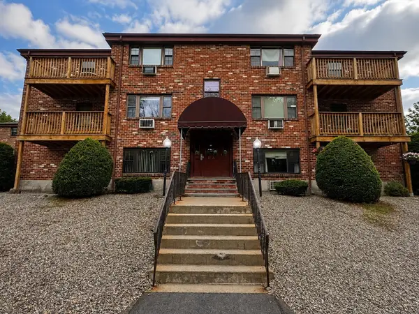 14-A Mayberry Dr #10, Westborough, MA 01581