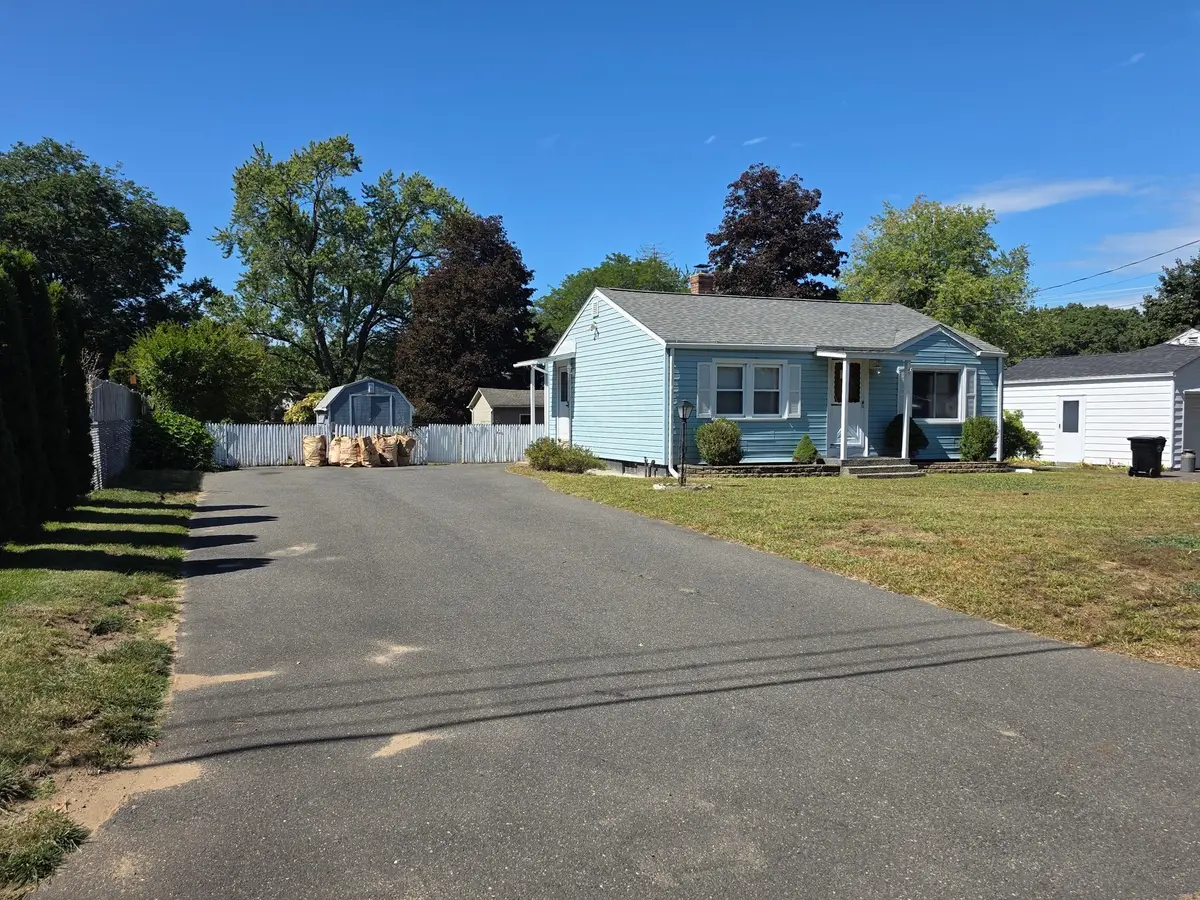 11 Brigham Rd, South Hadley, MA 01075 - #1