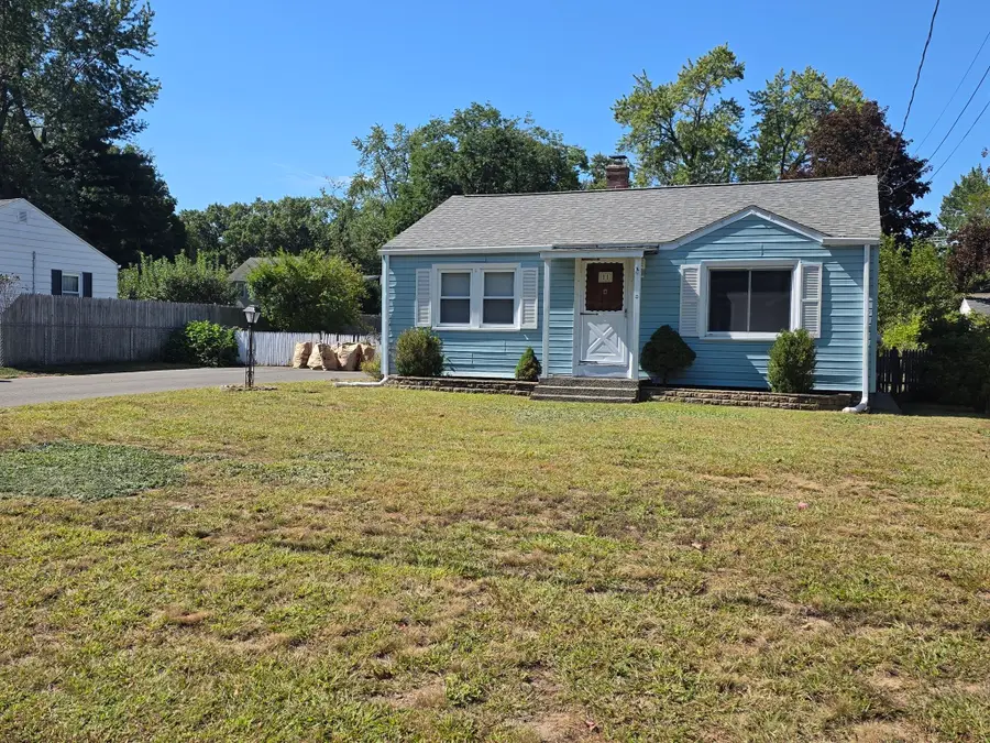 11 Brigham Rd, South Hadley, MA 01075 - #3