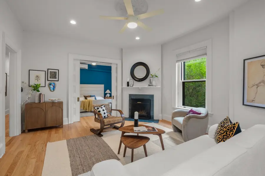 465 Washington St #1, Brookline, MA 02446 - #3