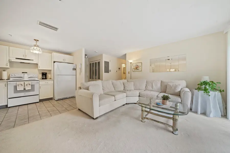 459 Willard Street #202, Quincy, MA 02169 - #2