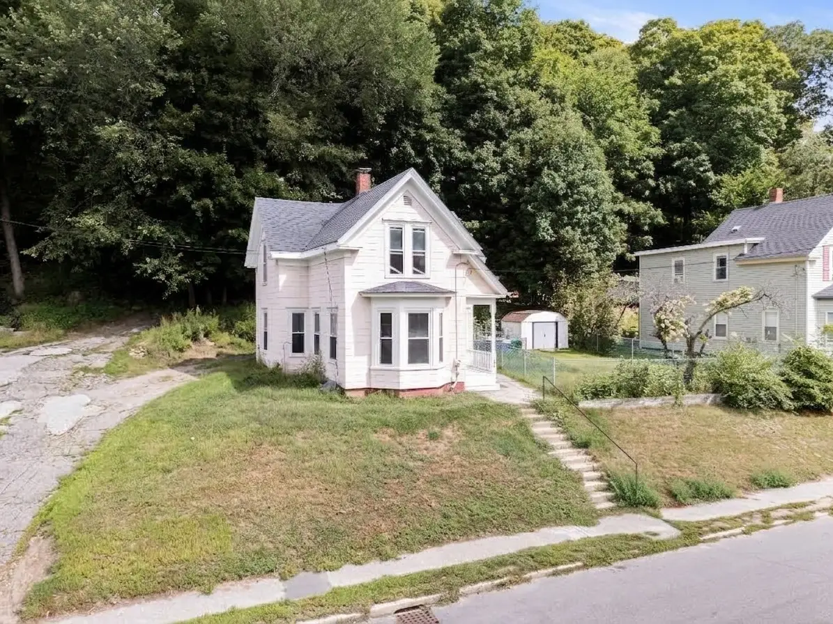 184 Groveland St, Haverhill, MA 01830 - #1