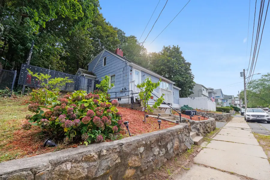 31 Endicott St., Saugus, MA 01906 - #2