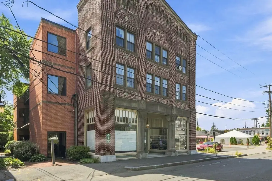 17 Hawley St. #201, Northampton, MA 01060 - #2