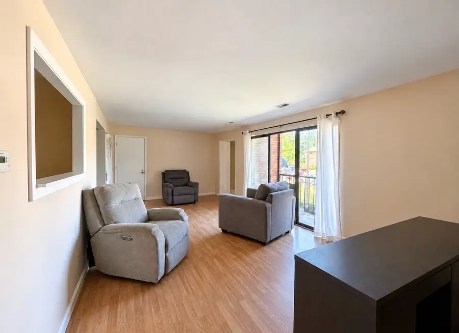 221 Oak Street #5-21, Brockton, MA 02301 - #3