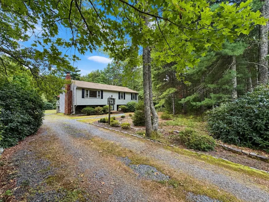 120 Halfway Pond Rd, Plymouth, MA 02360 - #2