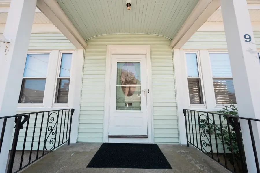 9 Gregg St, Beverly, MA 01915 - #2