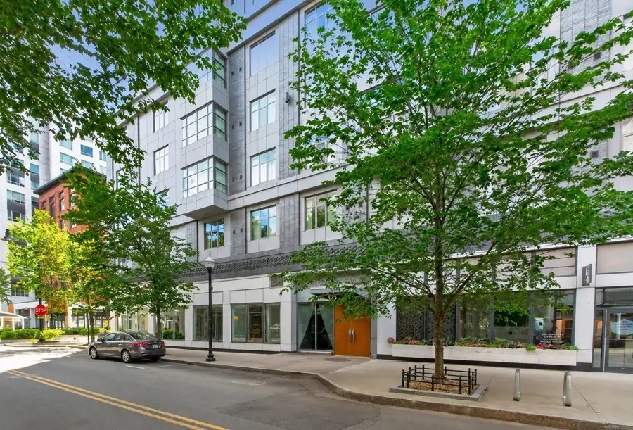 375-A Canal St #801, Somerville, MA 02145 - #3