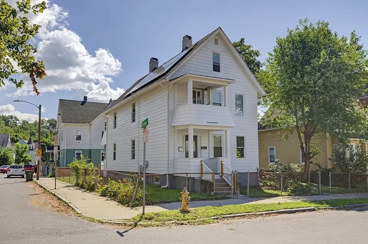 81 Adams St, Springfield, MA 01105 - #1