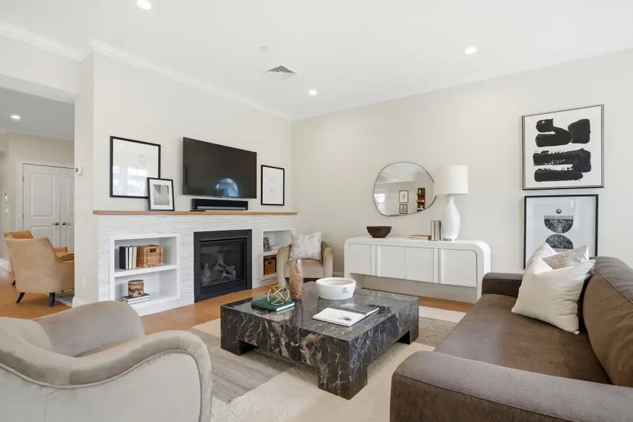 315 Highland Ave #101, Somerville, MA 02144 - #2