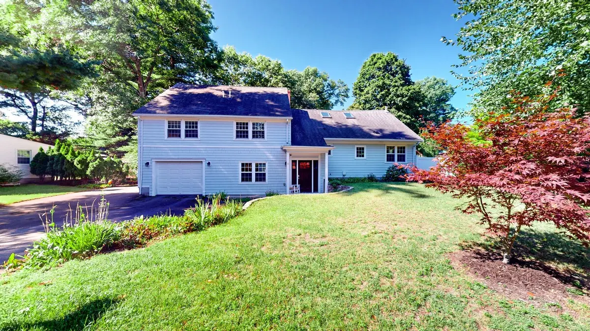 9 Fells Circle, Wellesley, MA 02482 - #1