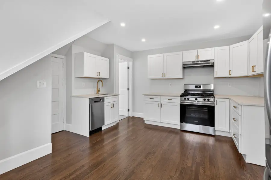 21 Dunlap St #3, Salem, MA 01970 - #3
