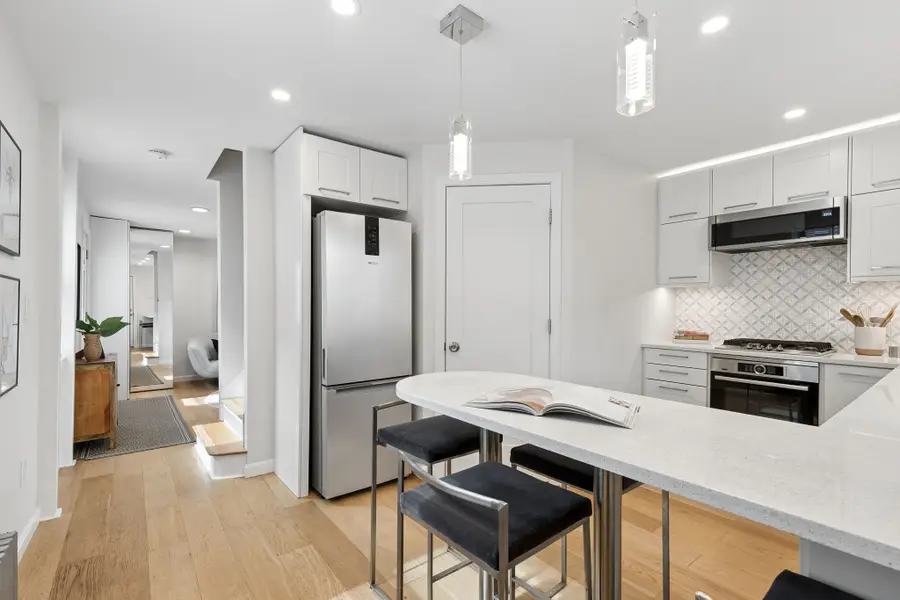 84 West St #84, Newton, MA 02458 - #3