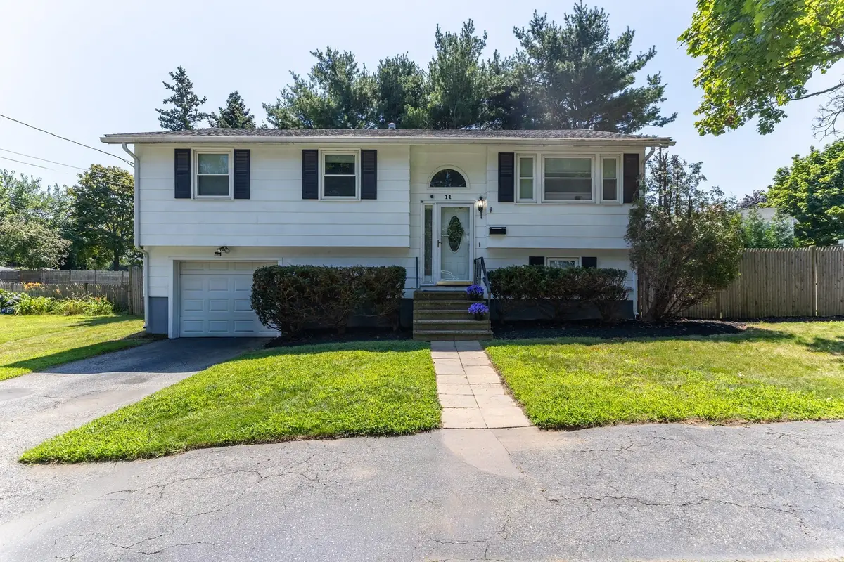 11 Hartford St, Salem, MA 01970 - #1