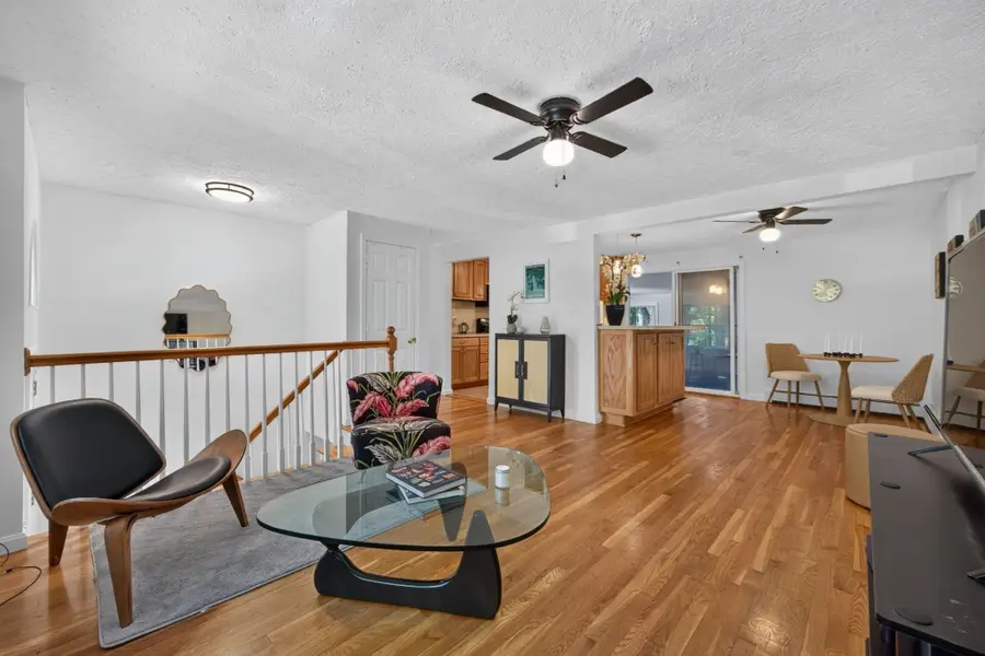 11 Hartford St, Salem, MA 01970 - #2