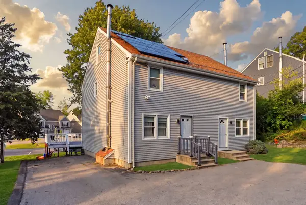 47 Lawn St #47, Attleboro, MA 02703