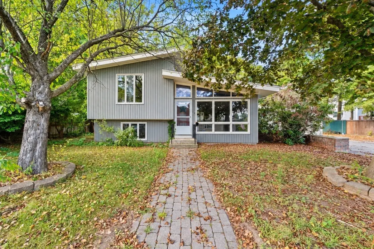 59 Hally Rd, Lowell, MA 01854 - #1