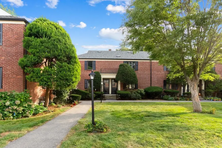 14 Grant Ave #14, Watertown, MA 02472 - #2