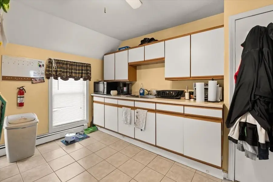 64 Oak St, Taunton, MA 02780 - #2