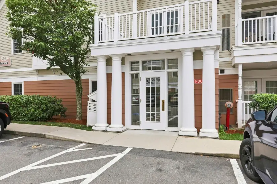 180 Chickering Rd #302C, North Andover, MA 01845 - #2