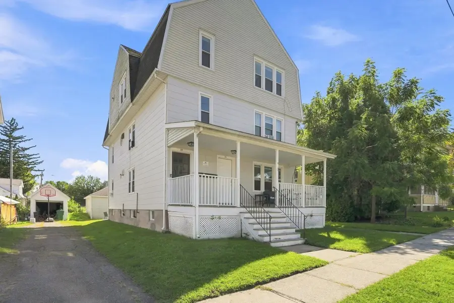 39 Bell St, Chicopee, MA 01013 - #3