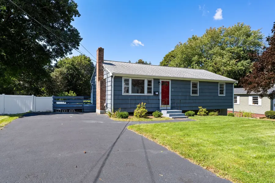 15 Bradford St, Stoughton, MA 02072 - #2
