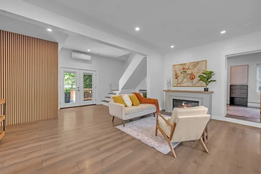 335 Salisbury St, Worcester, MA 01609 - #2