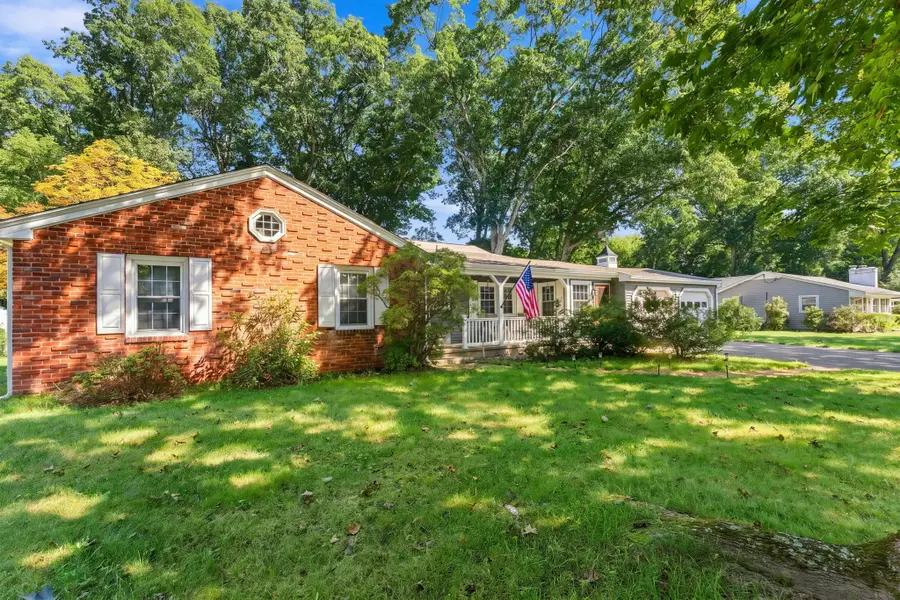 95 Thomas Leighton Blvd, Cumberland, RI 02864 - #2