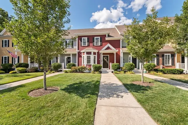 74 Meetinghouse Road #74, Norfolk, MA 02056