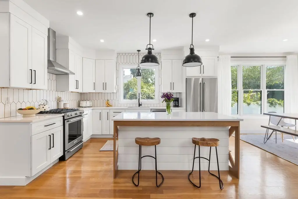 167 Chapel St #167, Newton, MA 02458 - #1