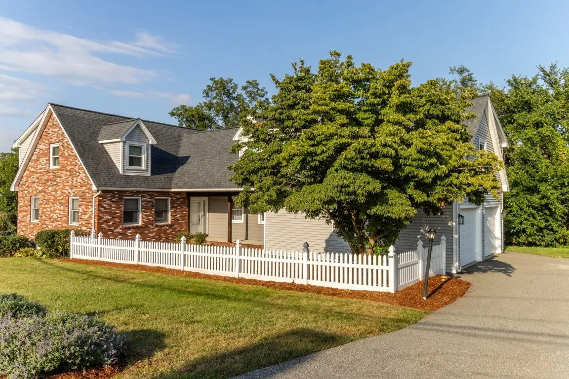 2 Mccarthy Dr, Burlington, MA 01803 - #1