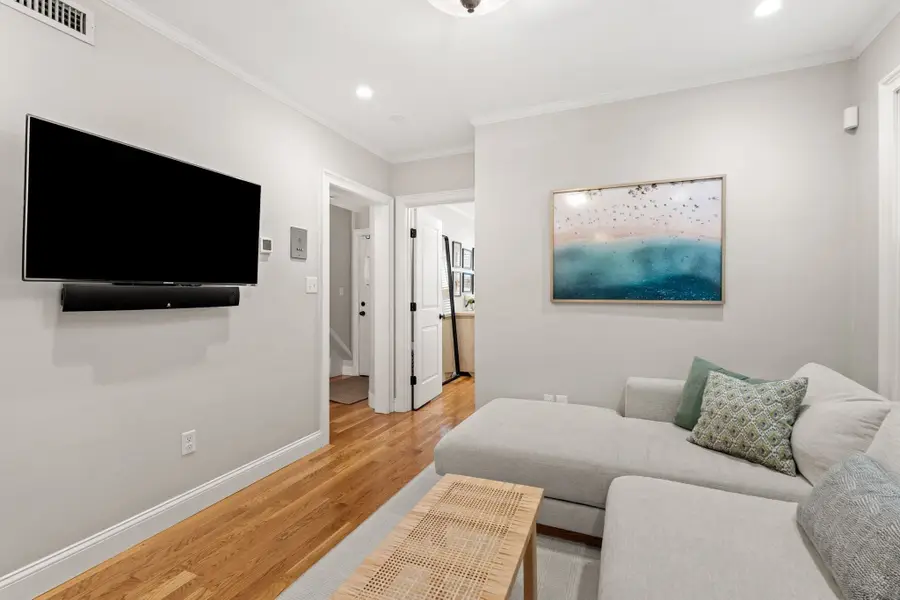 4 Cook St #1, Boston, MA 02129 - #2