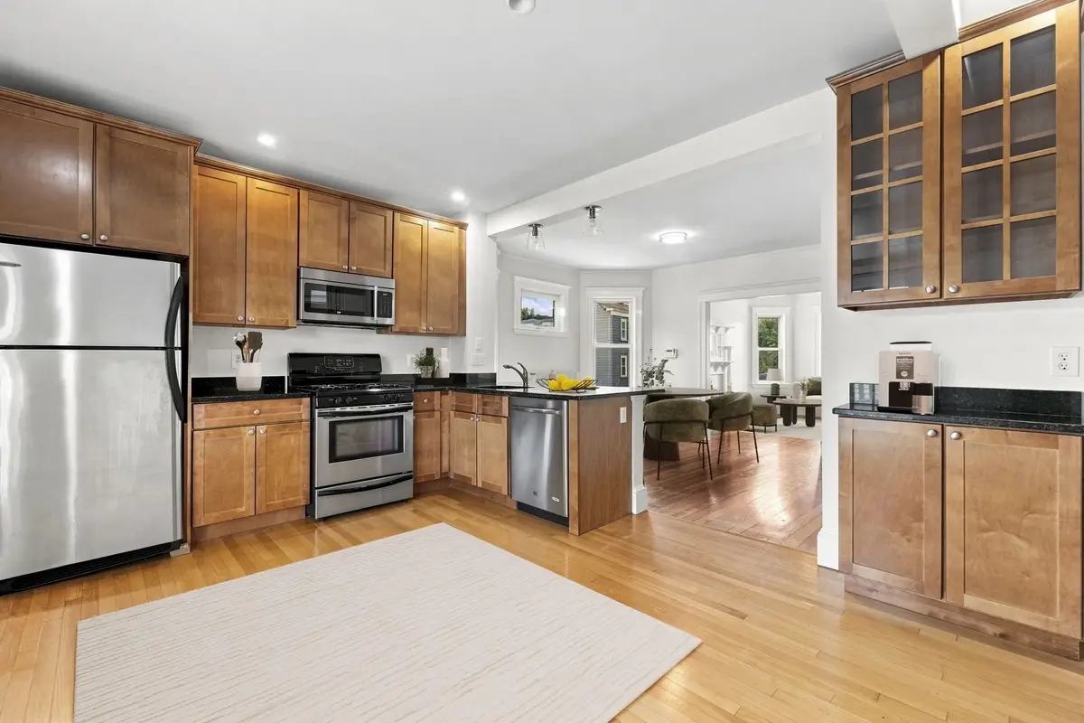 80 Harbor View St #2, Boston, MA 02125 - #1