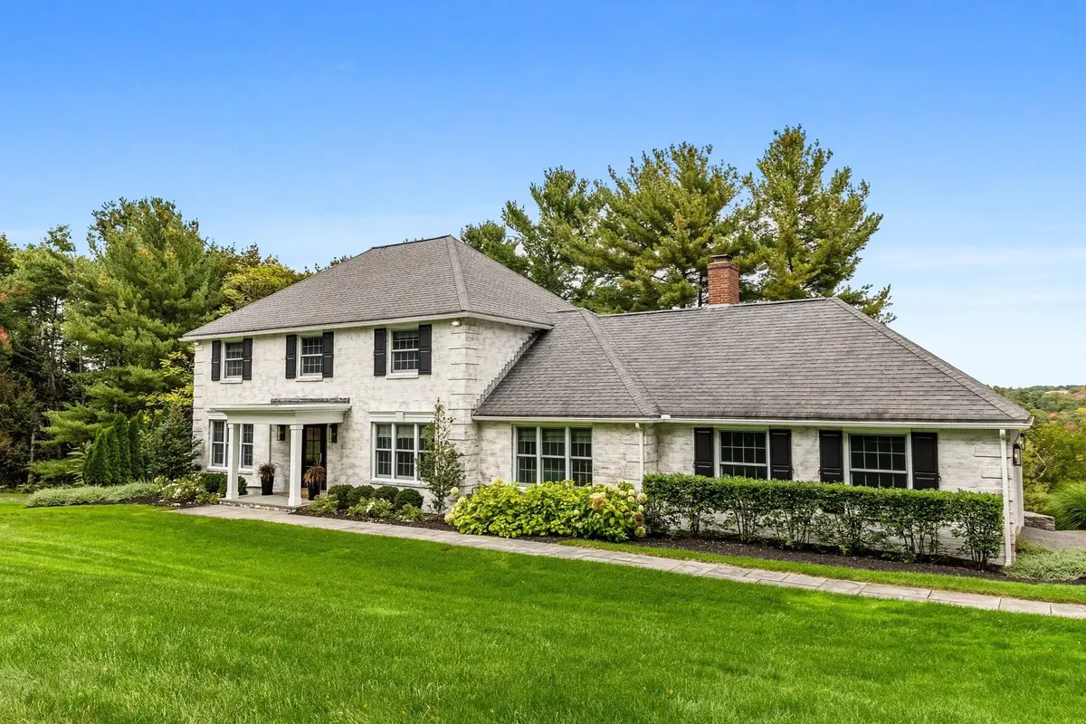 35 Smithshire Estates, Andover, MA 01810 - #1