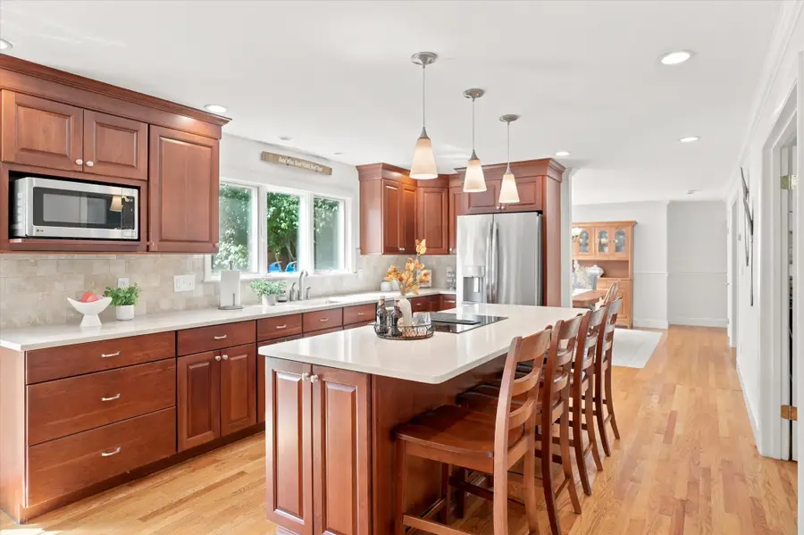 21 Woodbridge Rd, North Andover, MA 01845 - #3