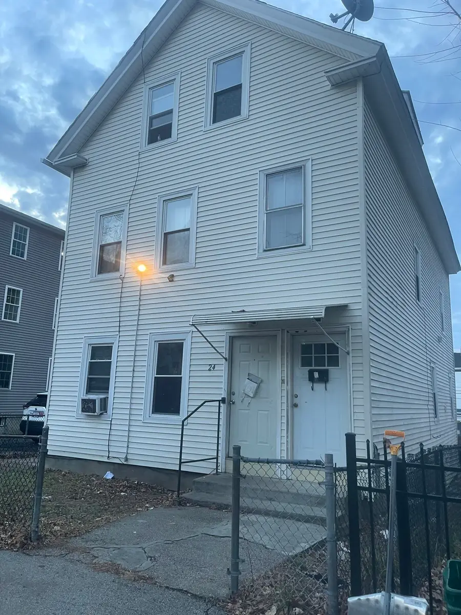 24 Newbury St, Worcester, MA 01609 - #2