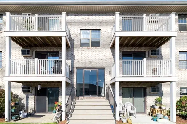 24 Kenmar Dr #239, Billerica, MA 01821
