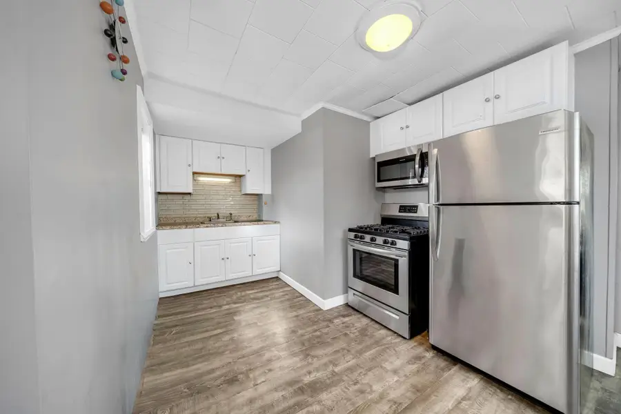 147 High St, Danvers, MA 01923 - #3