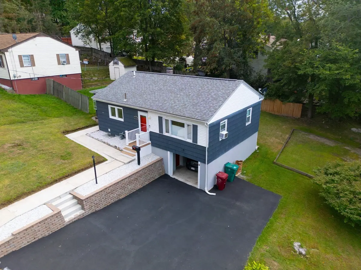 346 Christian St, Lowell, MA 01850 - #1