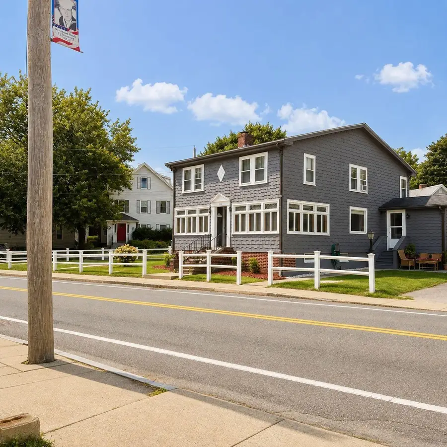 147 South St, Marlborough, MA 01752 - #2