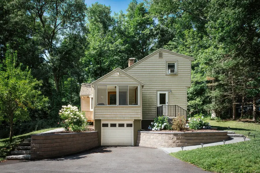 19 Gail St, Topsfield, MA 01983 - #3