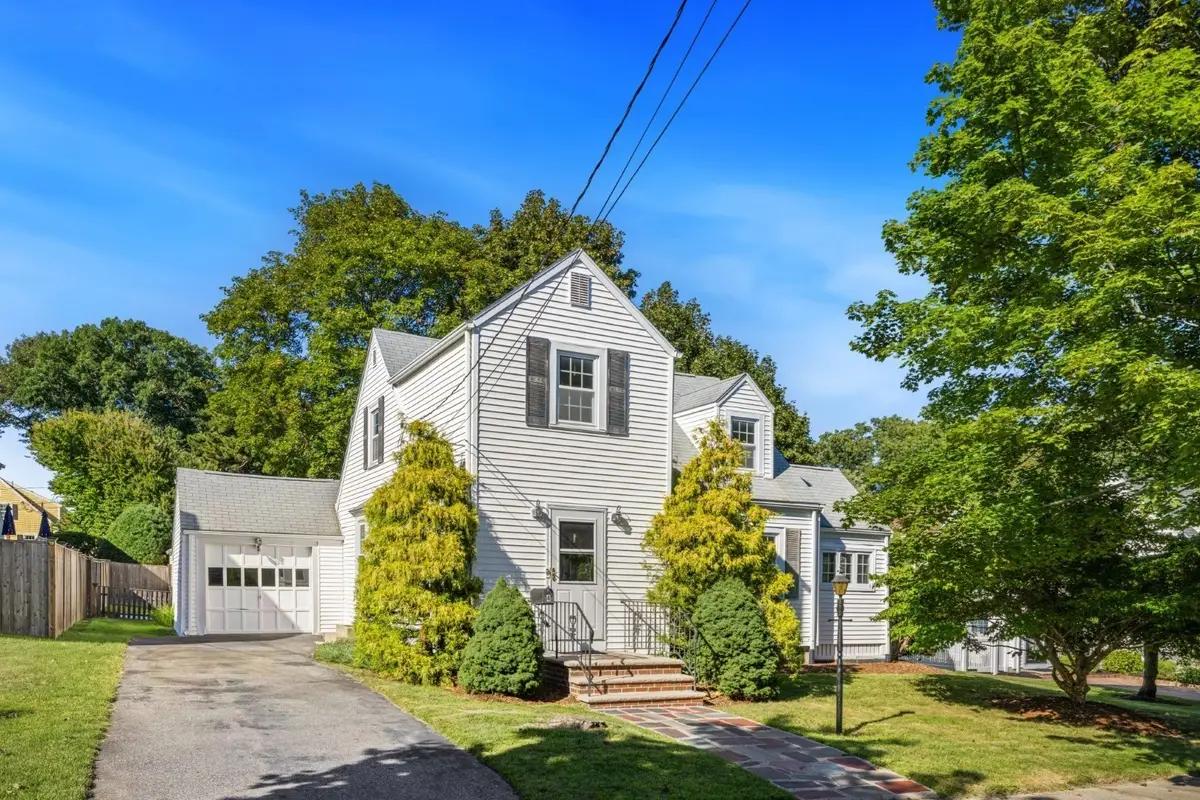 4 Stanton Road, Stoneham, MA 02180 - #1