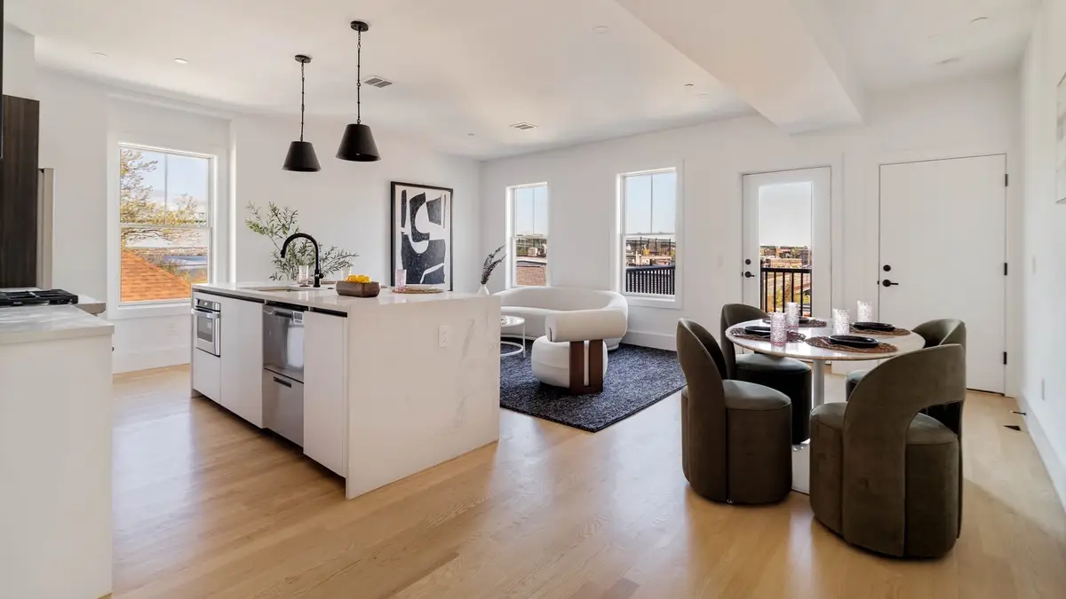 32 Condor St #6A, Boston, MA 02128 - #1