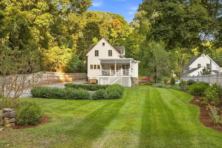 81 Central St, Andover, MA 01810 - #3