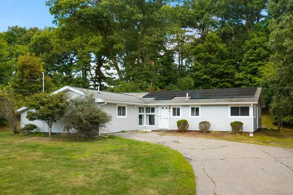 23 Joseph Rd, Framingham, MA 01701
