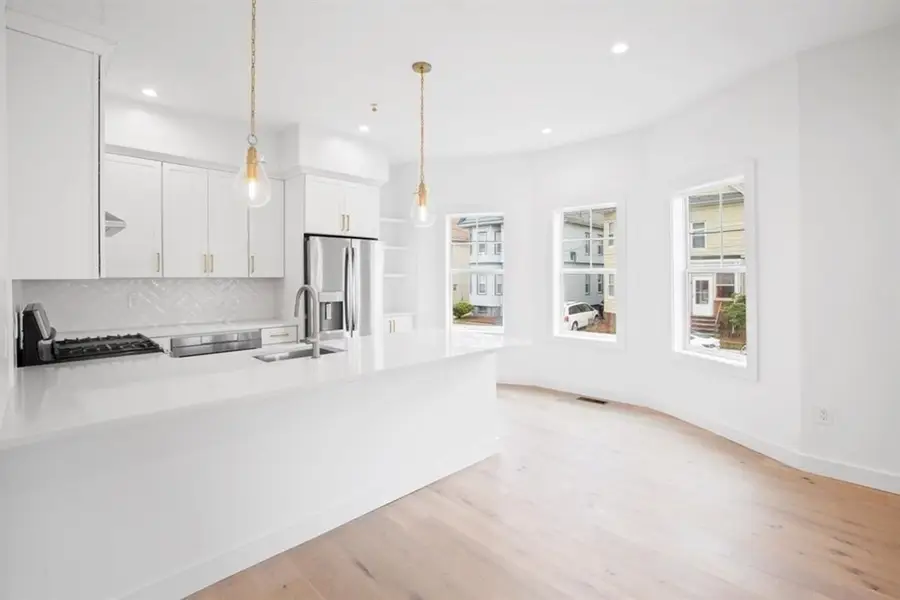 197 Vine St, Everett, MA 02149 - #3