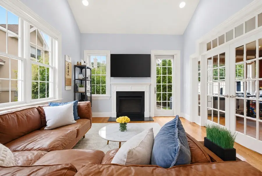 287 Langley #38, Newton, MA 02459 - #3
