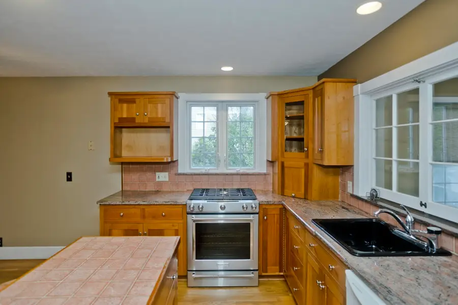 76 Somers Road, East Longmeadow, MA 01028 - #3