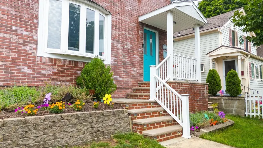 10 Windsor Ave, Lynn, MA 01902 - #2